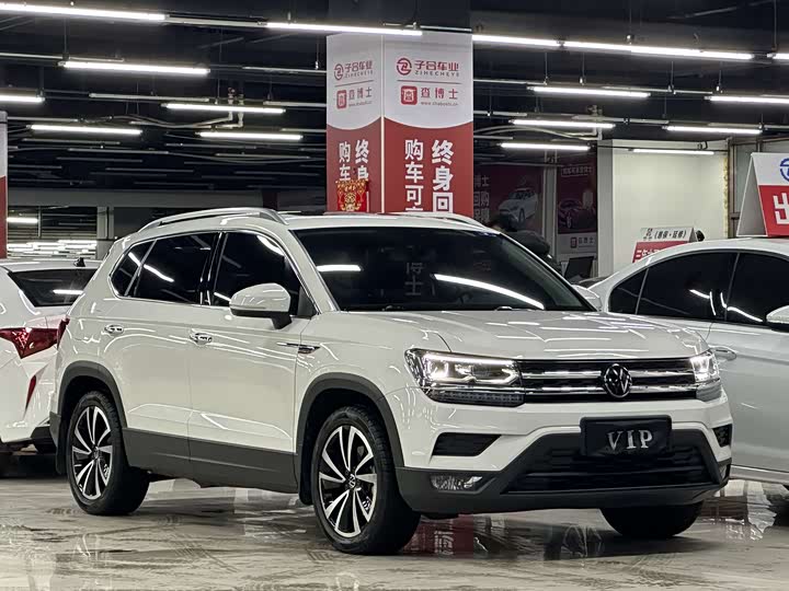 Фото 3 - Volkswagen Tharu