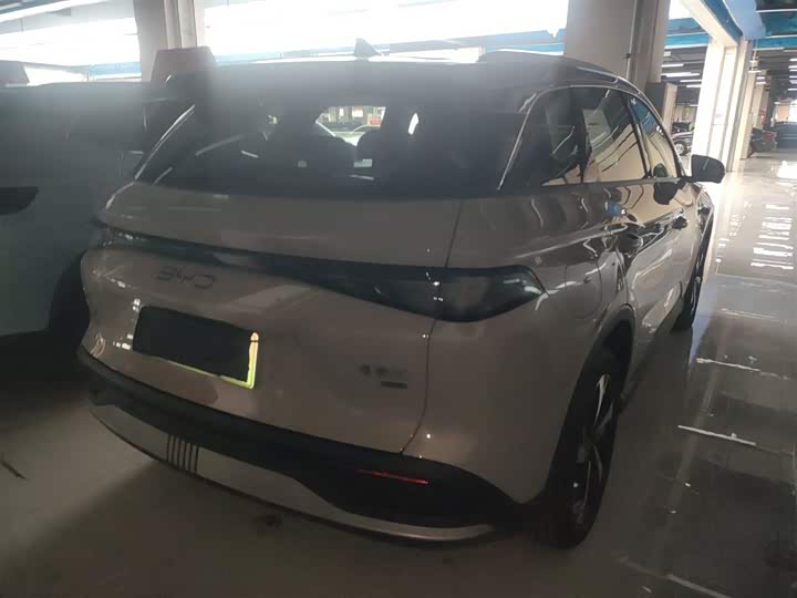 Фото 7 - BYD Sea Lion 05 DM-i Hybrid