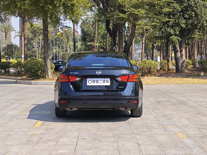 Фото 6 - Nissan Teana