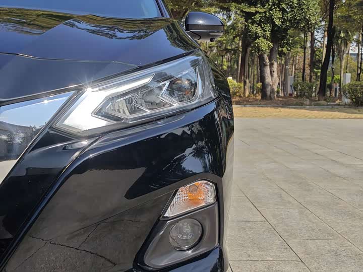 Фото 8 - Nissan Teana