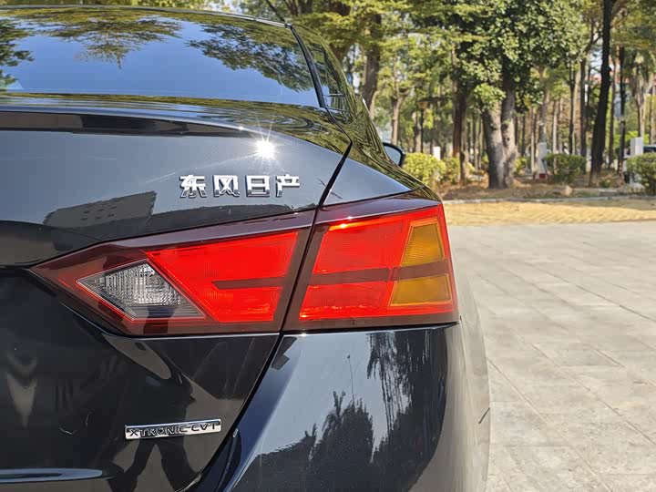 Фото 9 - Nissan Teana