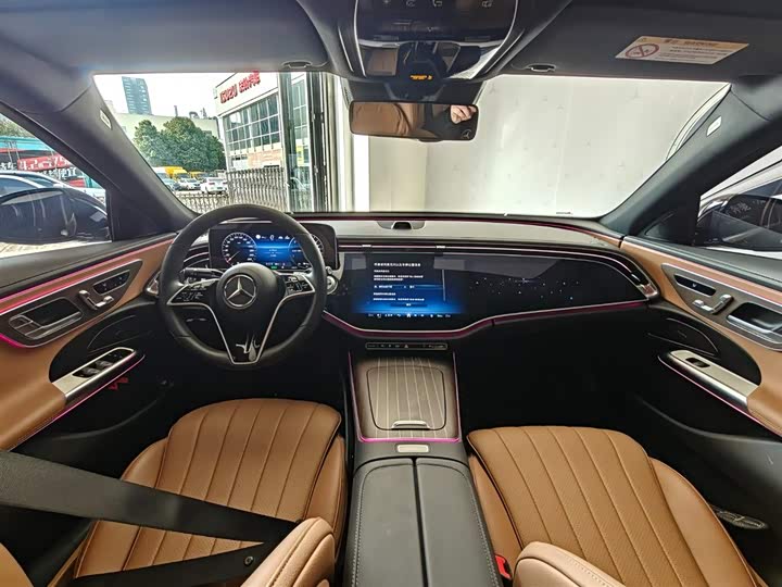 Фото 9 - Mercedes-Benz E-Class Hybrid