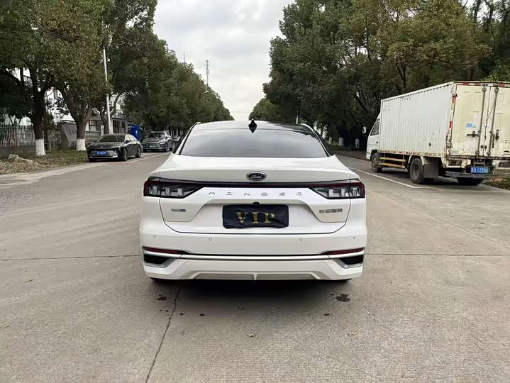 Фото 3 - Ford Mondeo