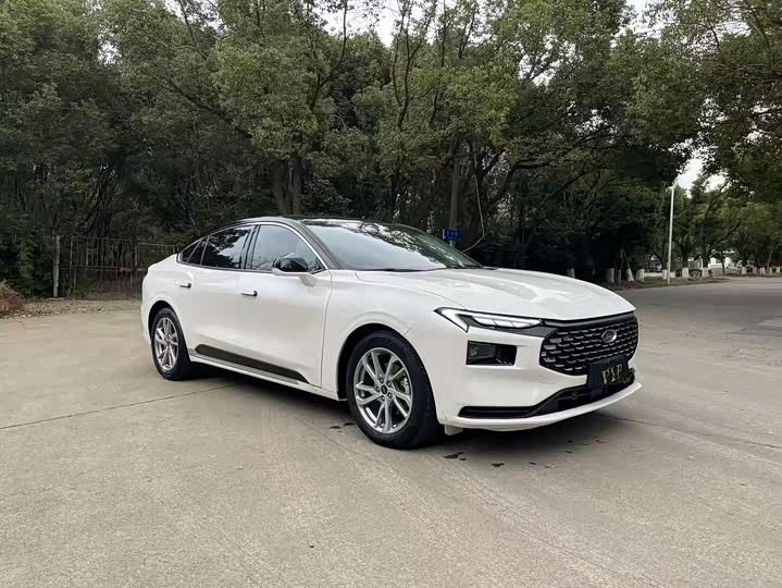 Фото 4 - Ford Mondeo