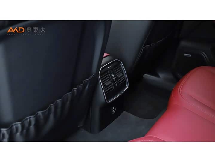 Фото 9 - Porsche Macan