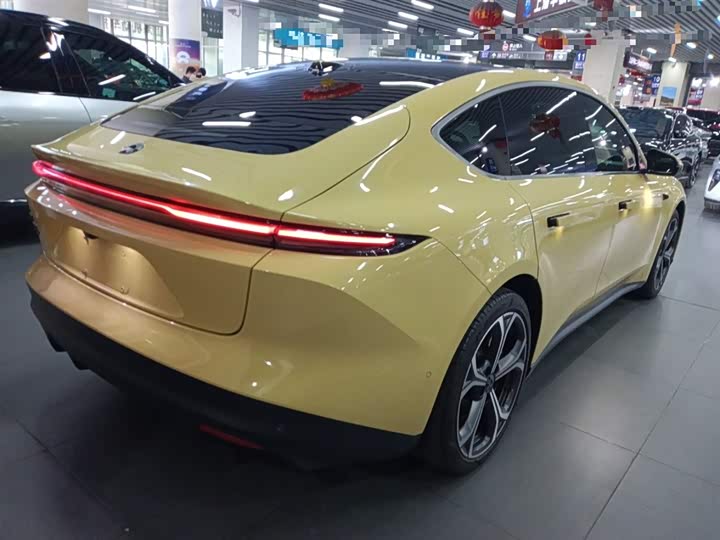 Фото 7 - Nio ET5