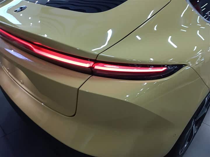 Фото 8 - Nio ET5