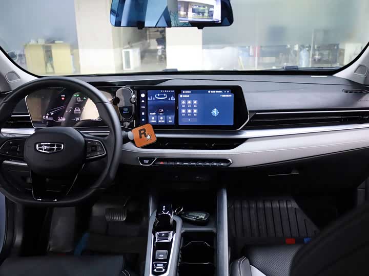 Фото 5 - Geely Binrui