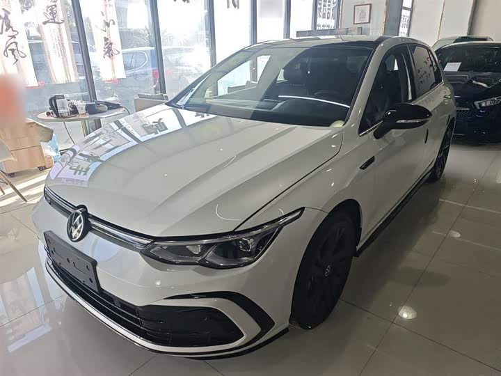 Фото 2 - Volkswagen Golf