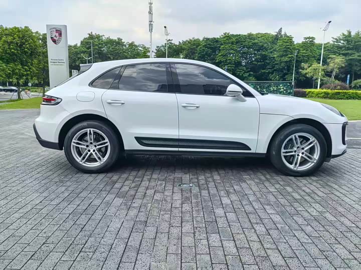 Фото 3 - Porsche Macan