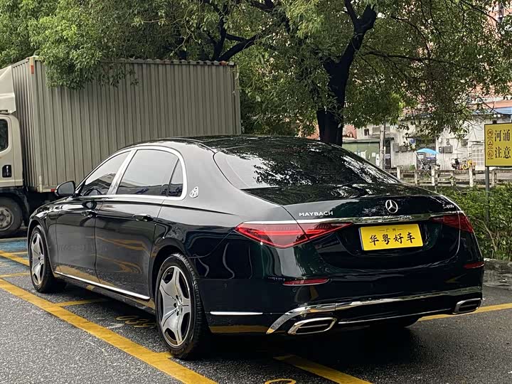 Фото 4 - Mercedes-Benz Maybach S-Class