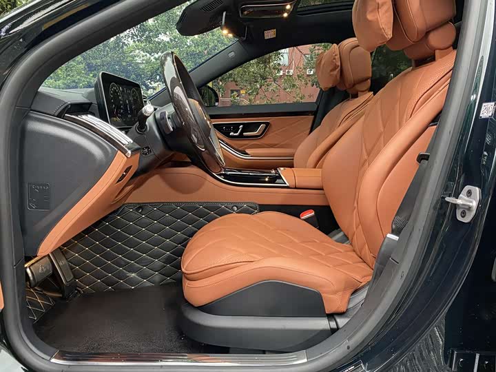 Фото 5 - Mercedes-Benz Maybach S-Class