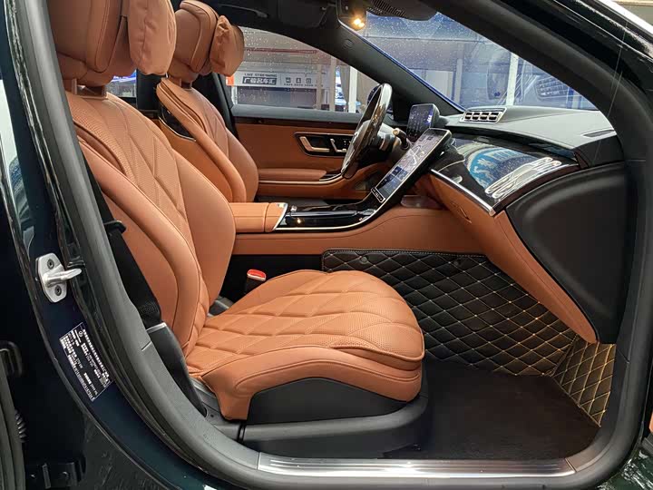 Фото 7 - Mercedes-Benz Maybach S-Class