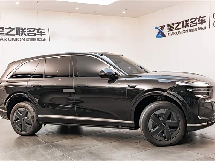 Фото 6 - Nio Onvo L90