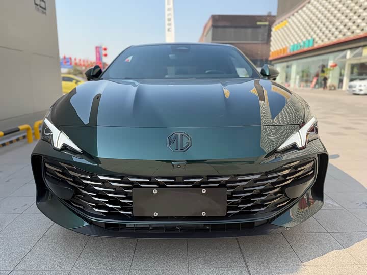 Фото 2 - MG Motor 7