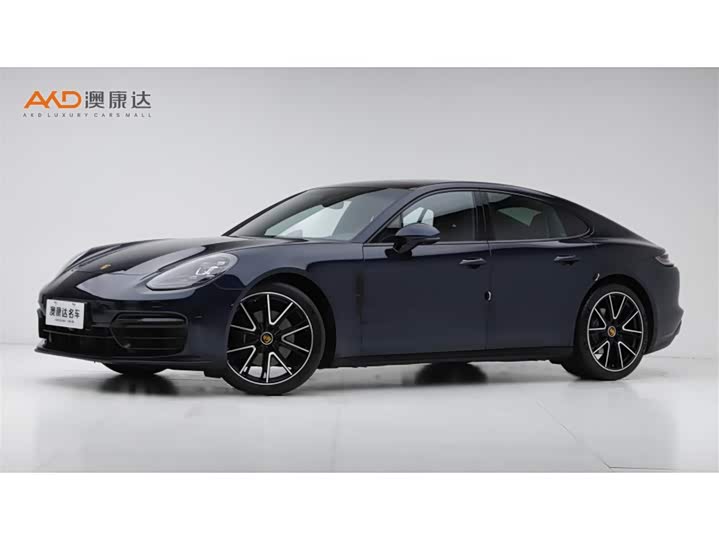 Фото 1 - Porsche Panamera