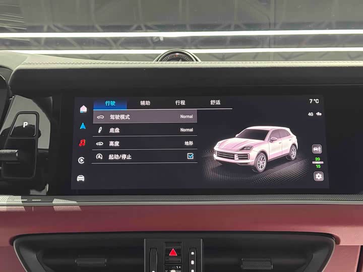 Фото 9 - Porsche Cayenne