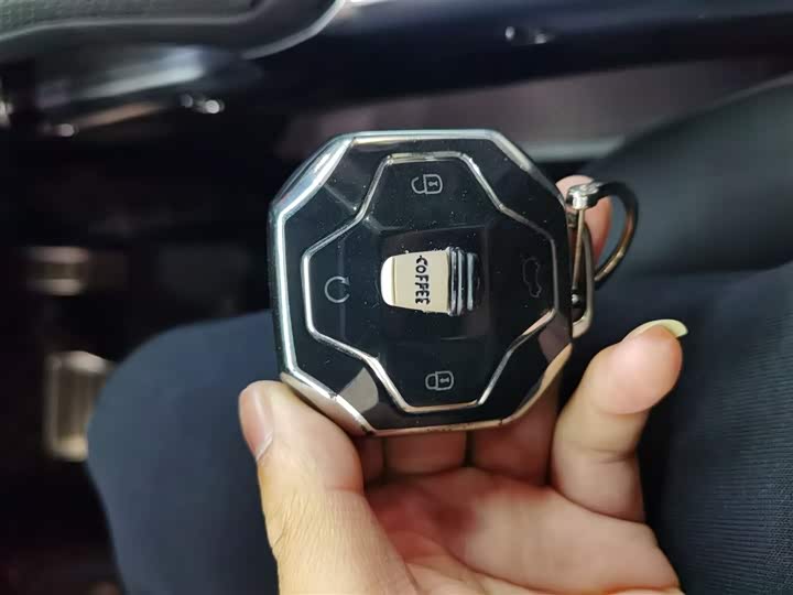 Фото 9 - Jetour T2