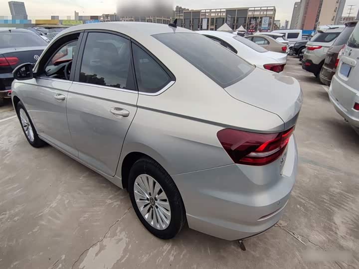 Фото 5 - Volkswagen Lavida