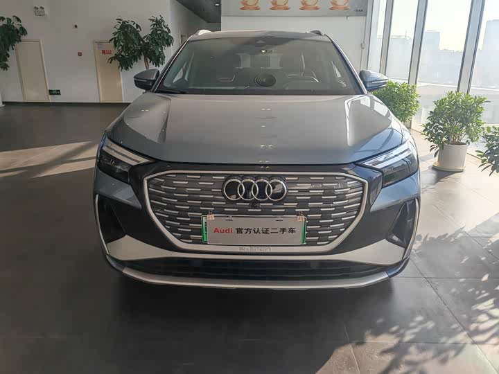 Фото 3 - Audi Q4 e-tron