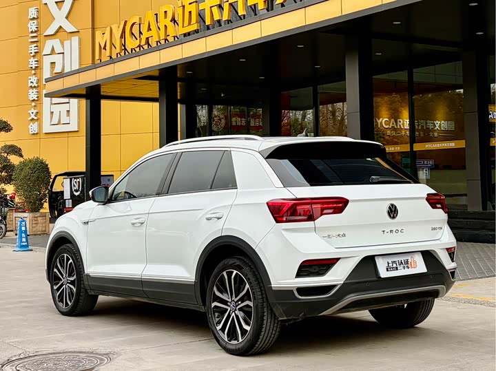 Фото 9 - Volkswagen T-Roc