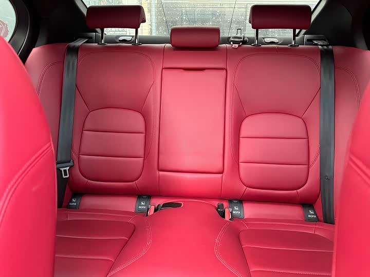 Фото 7 - Jaguar XE L