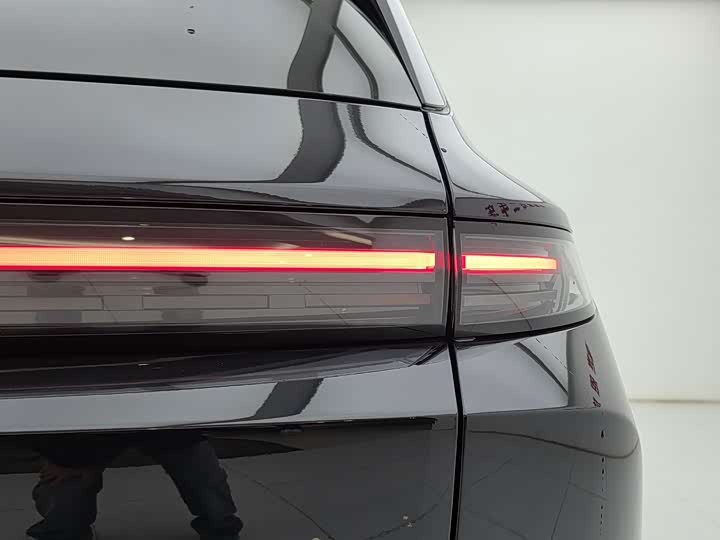 Фото 8 - LiXiang L6