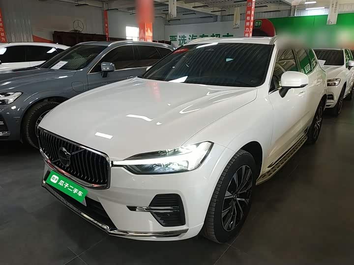 Фото 2 - Volvo XC60