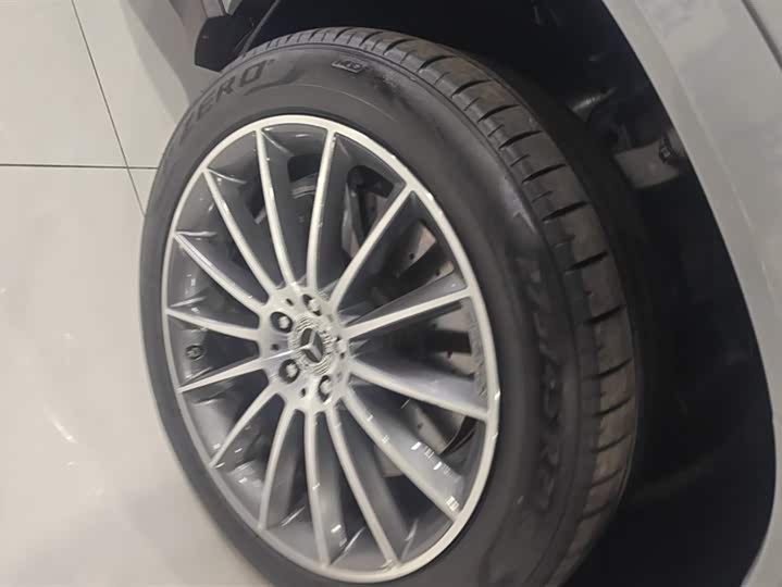 Фото 6 - Mercedes-Benz GLE-Class