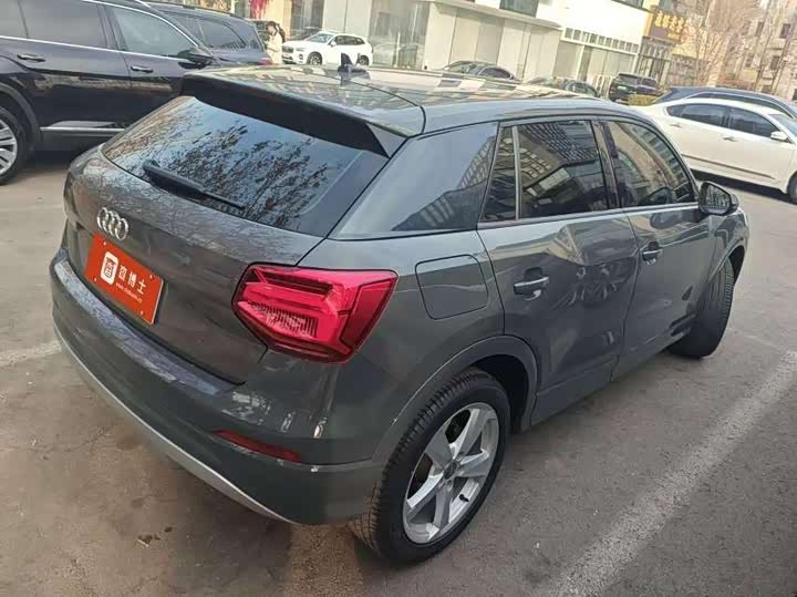Фото 8 - Audi Q2L