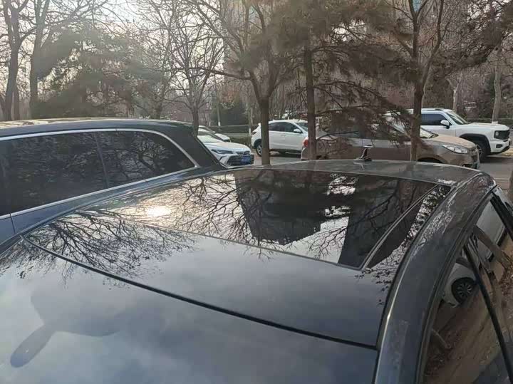 Фото 9 - Audi Q2L