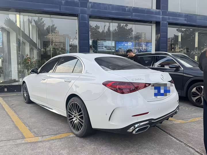 Фото 2 - Mercedes-Benz C-Class