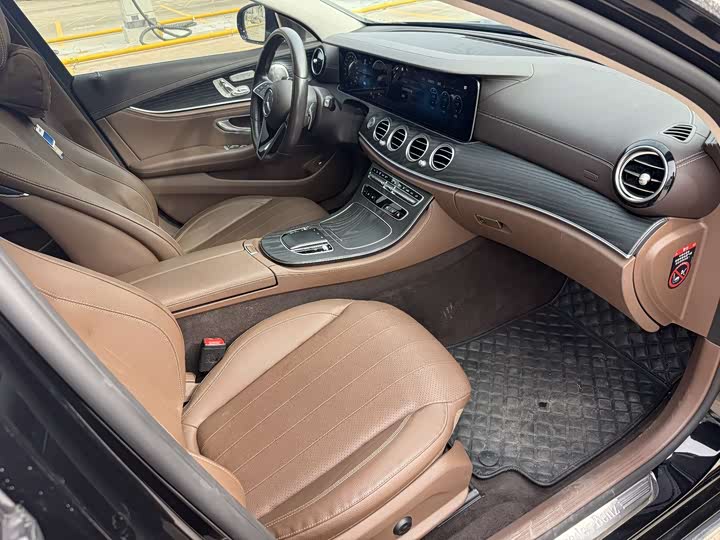 Фото 5 - Mercedes-Benz E-Class Hybrid