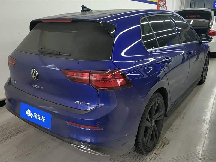 Фото 3 - Volkswagen Golf