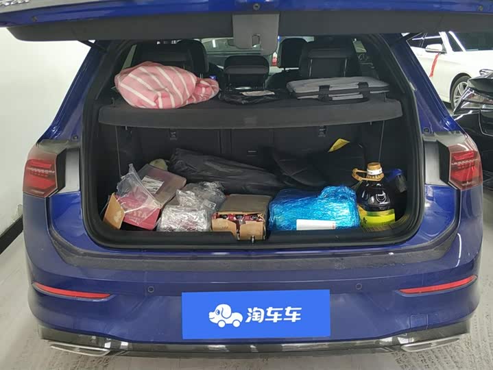 Фото 4 - Volkswagen Golf