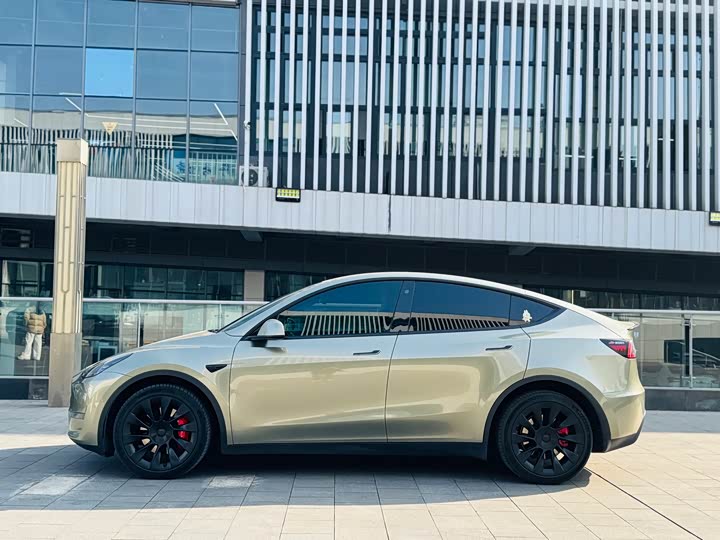 Фото 5 - Tesla Model Y