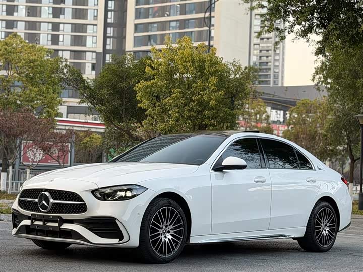 Фото 1 - Mercedes-Benz C-Class