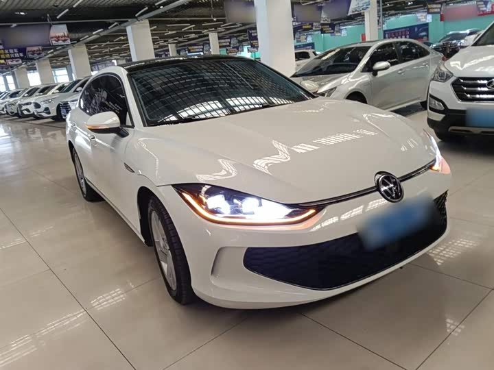 Фото 4 - Volkswagen Lamando L