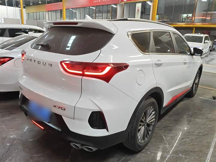 Фото 7 - Jetour X70