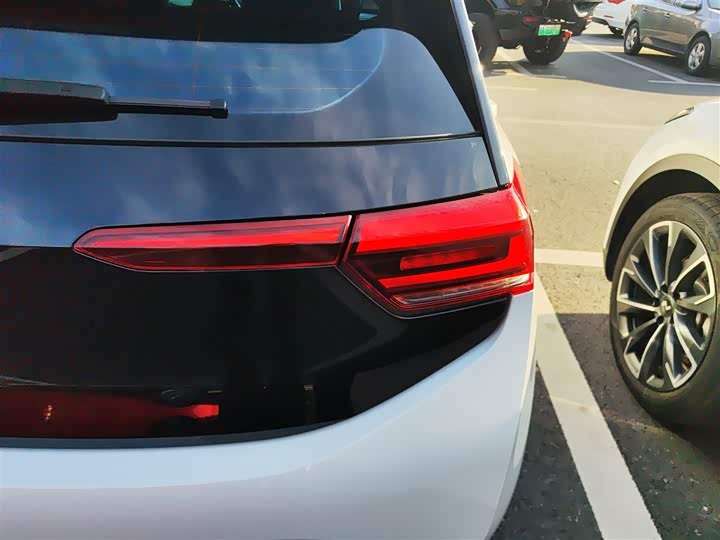 Фото 8 - Volkswagen ID.3