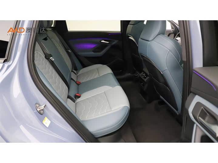 Фото 8 - Audi Q6L e-tron