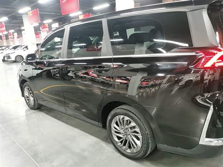 Фото 5 - Maxus G50