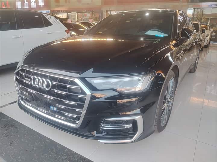 Фото 2 - Audi A6L