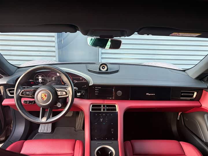 Фото 5 - Porsche Taycan