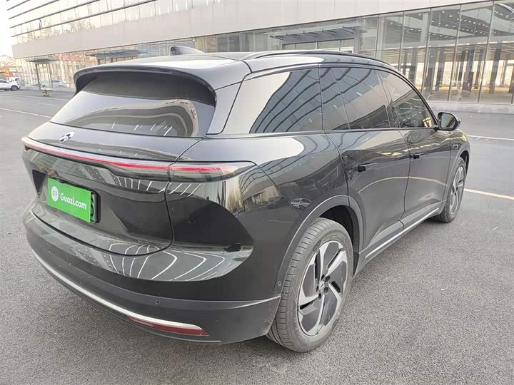 Фото 7 - Nio ES6