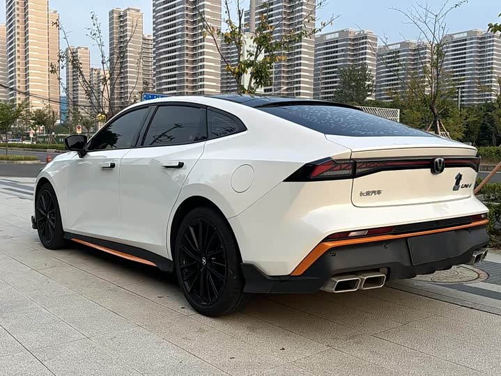 Фото 6 - Changan UNI-V