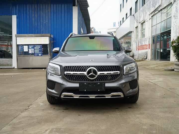 Фото 2 - Mercedes-Benz GLB-Class
