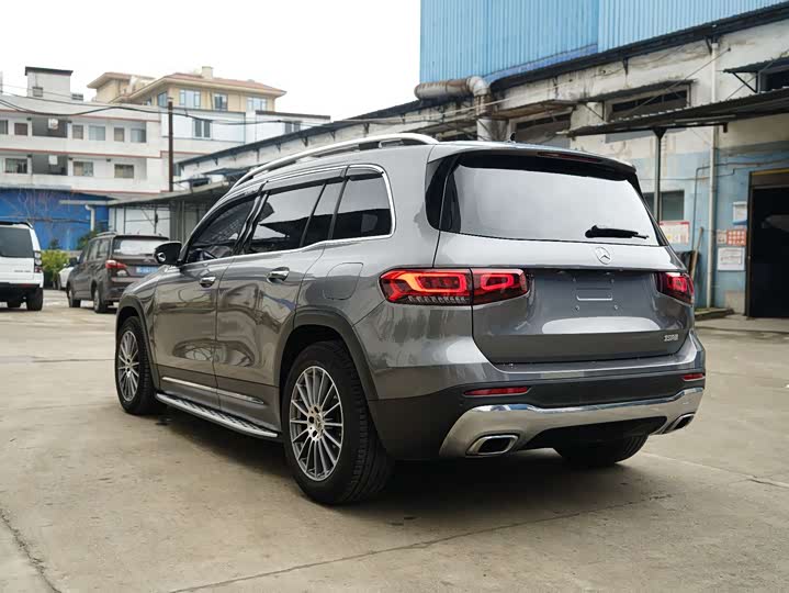 Фото 9 - Mercedes-Benz GLB-Class