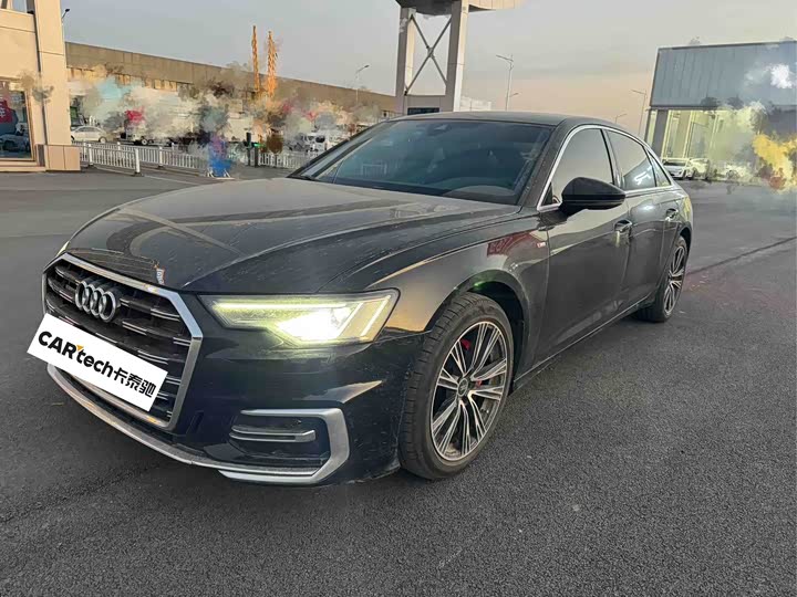 Фото 1 - Audi A6L