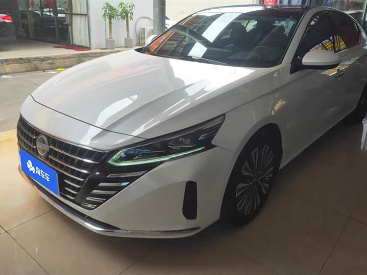 Фото 1 - Nissan Teana